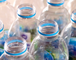¿Cómo afectan los envases de plástico a los jóvenes?